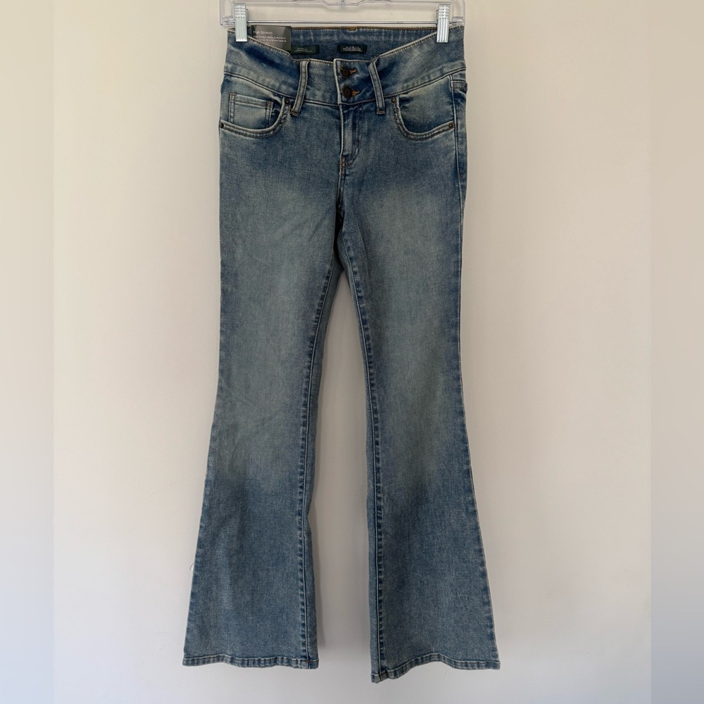 Wild Fable Low Rise Flare Jeans, Size 4